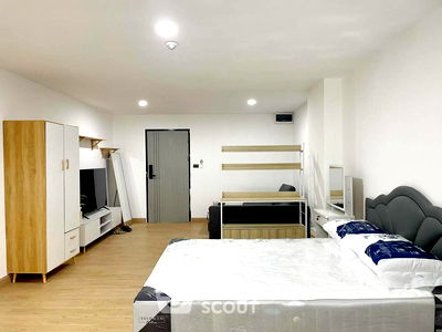 คอนโดให้เช่า : คอนโด 1-ห้องนอน ที่ ไอทีเอฟ - สีลมพาเลส ใกล้ BTS ช่องนนทรี (ID 1932748)