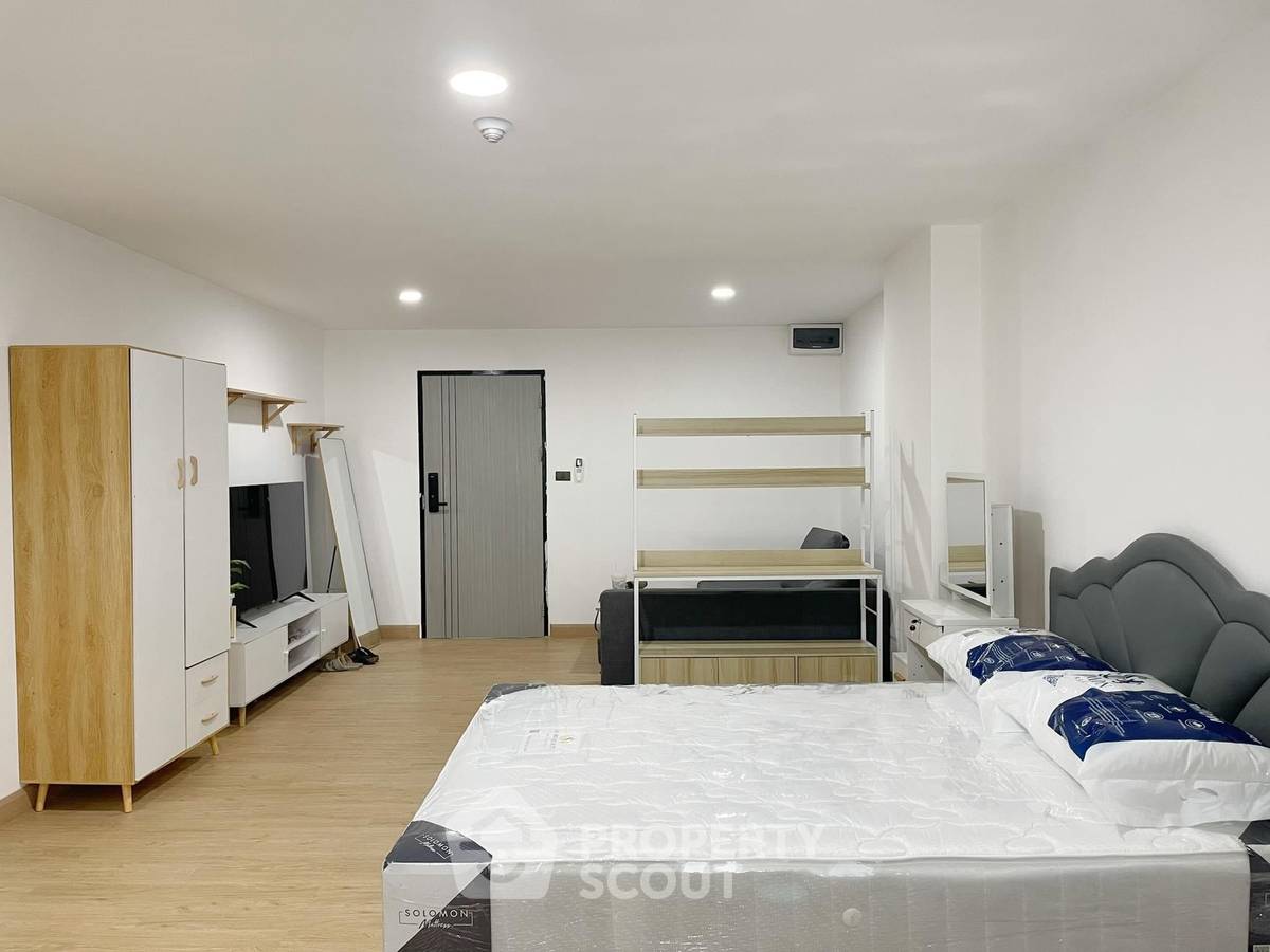 รูป คอนโด 1-ห้องนอน ที่ ไอทีเอฟ - สีลมพาเลส ใกล้ BTS ช่องนนทรี (ID 1932748) - รูปที่ 1/9