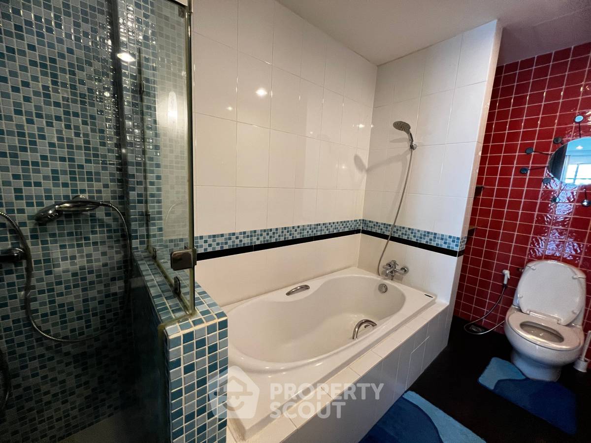 รูป คอนโด 2-ห้องนอน ที่ ซิตี้ สมาร์ท สุขุมวิท18 ใกล้ BTS อโศก (ID 514020) - รูปที่ 11/12