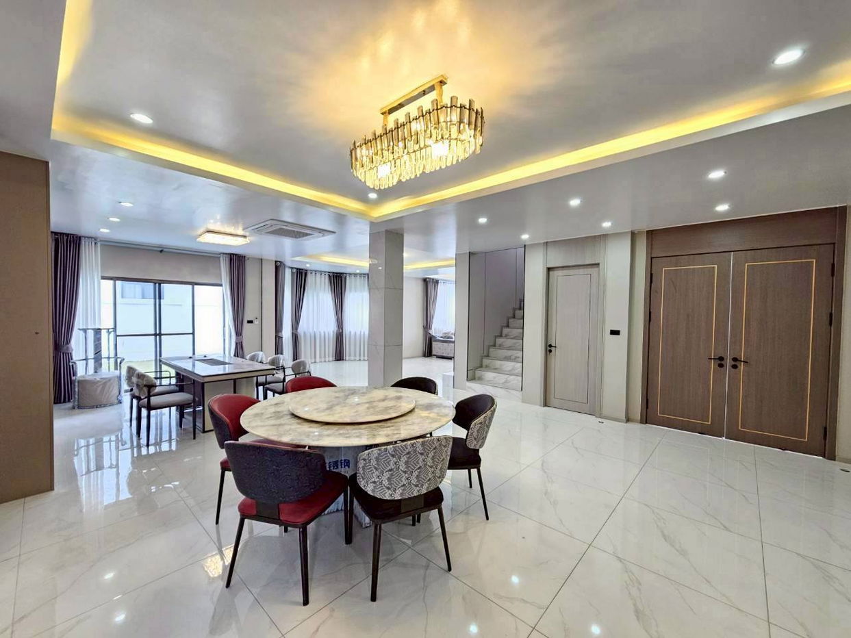 picture New Luxury Villa for Sale – East Pattaya - 7/23