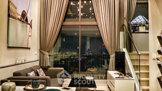 1-BR Condo at Rhythm Sukhumvit 44/1 near BTS Phra Khanong (ID 782854)