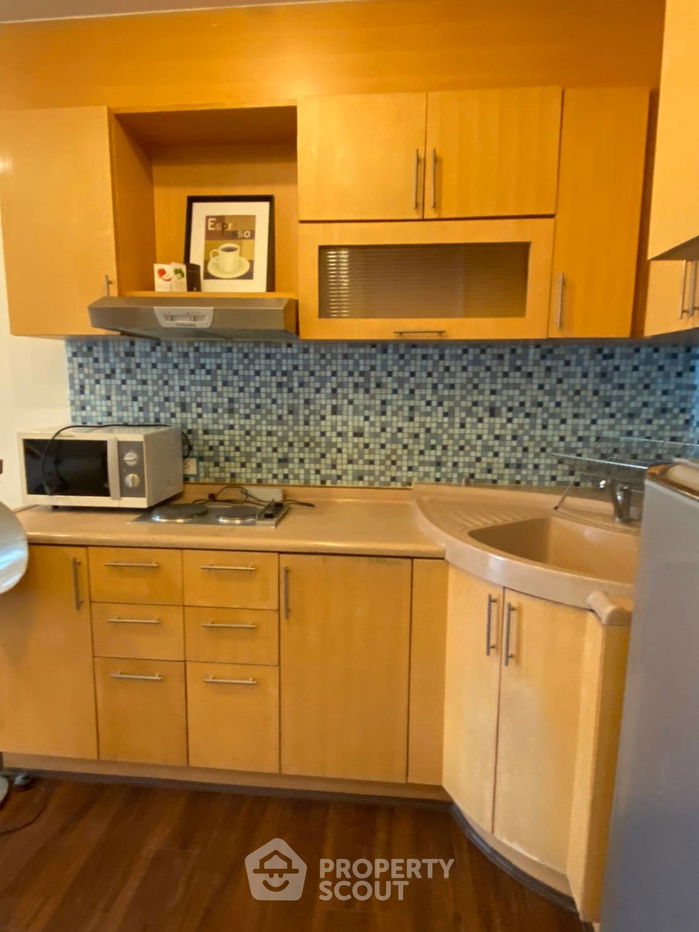 รูป คอนโด 1-ห้องนอน ที่ สาธร การ์เด้นส์ ใกล้ MRT สีลม (ID 514888) - รูปที่ 6/16