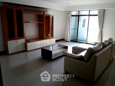 เช่าคอนโด สุขุมวิท 39 : คอนโด 3-ห้องนอน ที่ รอยัล คาสเซอร์ สุขุมวิท ใกล้ BTS พร้อมพงษ์ (ID 886666)