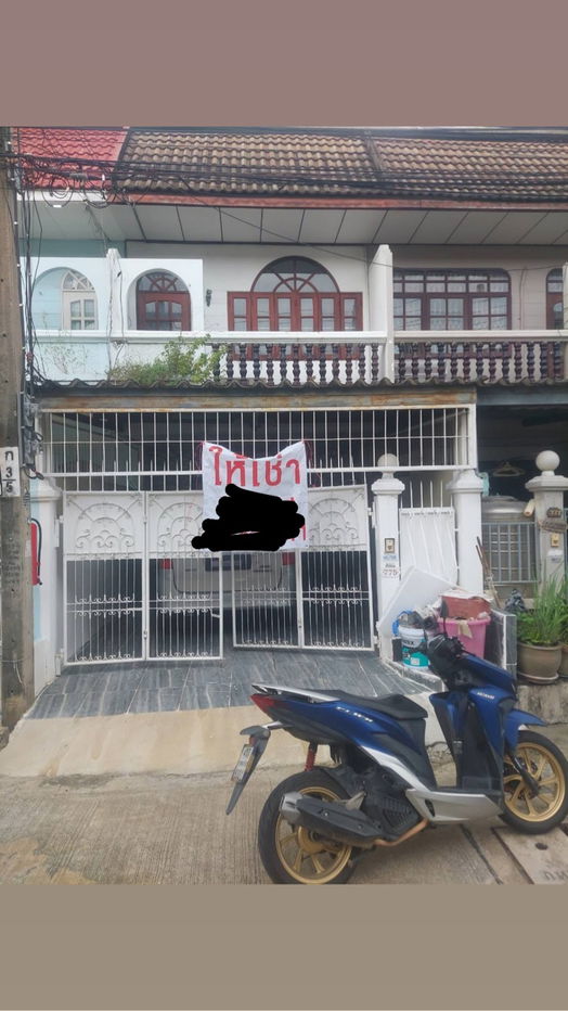 รูป บ้านพร้อมเฟอร์นิเจอร์ครบครัน พร้อมเข้าอยู่ได้ทันที มาดูบ้านก่อนได้ ต่อรองราคาได้ มีโปรโมชั่นพิเศษ คุ้มค่าแน่นอน เจ้าของบ้านซ่อมแซมทุกอย่างเอง ไม่ต้ - รูปที่ 1/6