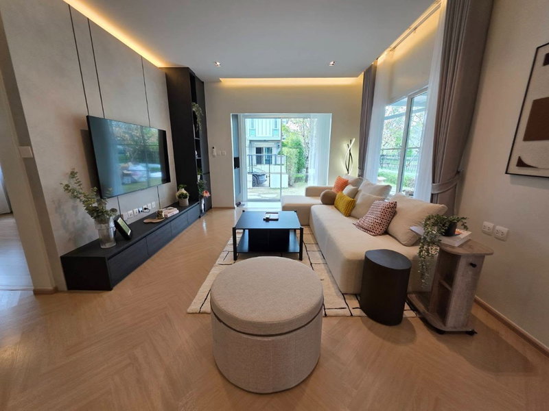 บ้านเดี่ยวให้เช่า : 🏡 ให้เช่าบ้านเดี่ยวหมู่บ้าน วิลลาจจิโอ 3 ศรีนครินทร์-บางนา  ตกแต่งสวย ใกล้ Mega Bangna,  (ST-02)