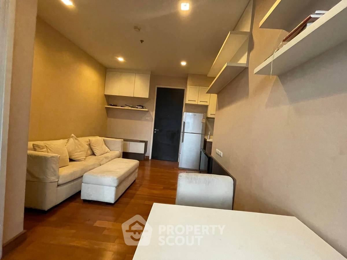 รูป คอนโด 1-ห้องนอน ที่ ไอวี่สาทร 10 ใกล้ BTS เซนต์หลุยส์ (ID 392860) - รูปที่ 3/9