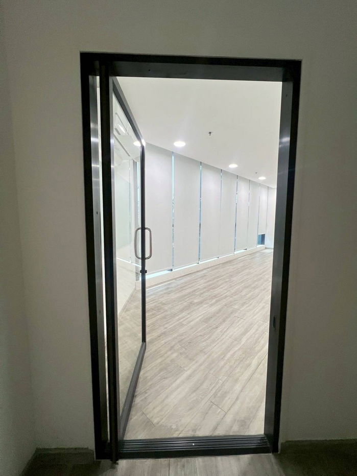 รูป Artisan Ratchada 1 large office, 1 meeting room, and 1 kitchen. MRT Thailand Cultural Centre (Office For Rent) - รูปที่ 11/16