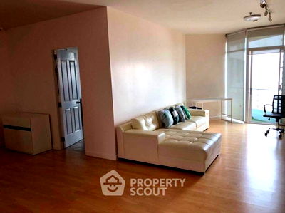 Condos for rent : 2-BR Condo at Baan Sathorn Chaopraya near BTS Krung Thon Buri (ID 1086362)