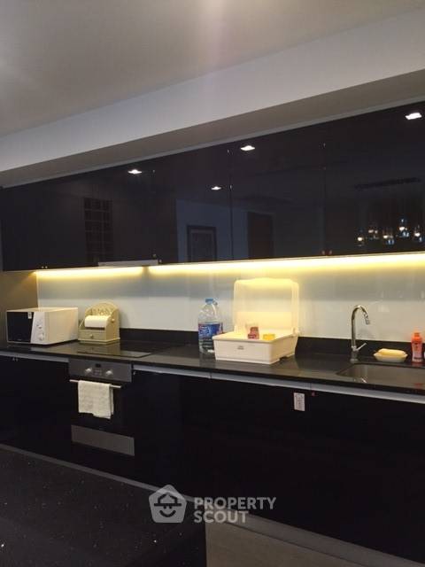 รูป คอนโด 2-ห้องนอน ที่ เดอะ ริเวอร์ คอนโดมิเนียม ใกล้ BTS สะพานตากสิน (ID 512820) - รูปที่ 4/8