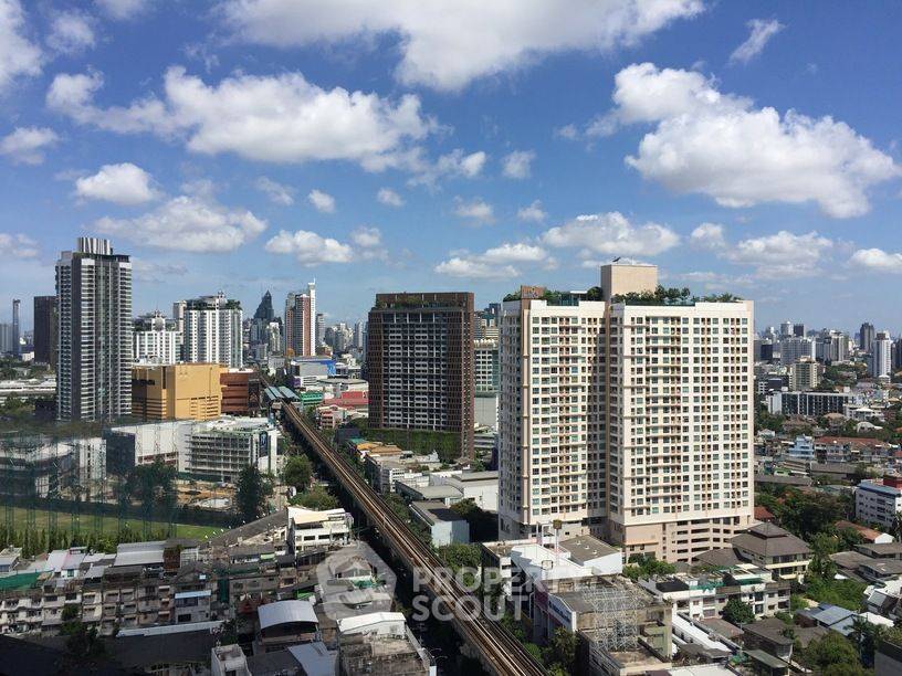 รูป ดูเพล็กซ์ 1-ห้องนอน ที่ ริทึ่ม สุขุมวิท 44/1 ใกล้ MRT คลองเตย (ID 950924) - รูปที่ 3/8