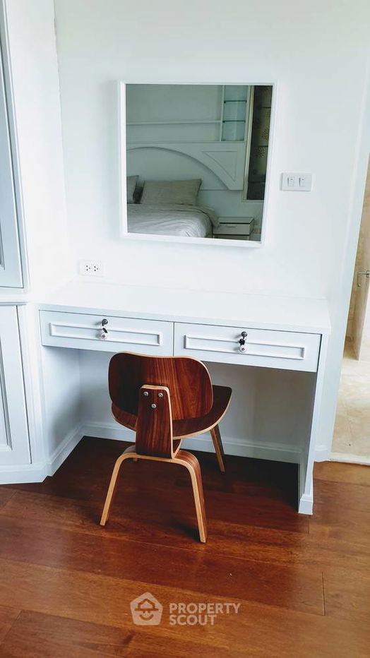 picture 2-BR Condo at Le Premier 1 Condominium near MRT Sukhumvit (ID 309271) - 2/12