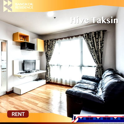 Condos for rent :  Hive Taksin ✨ Spacious 2-Bedroom, Stylish Living 🌟 Near BTS Wongwian Yai 