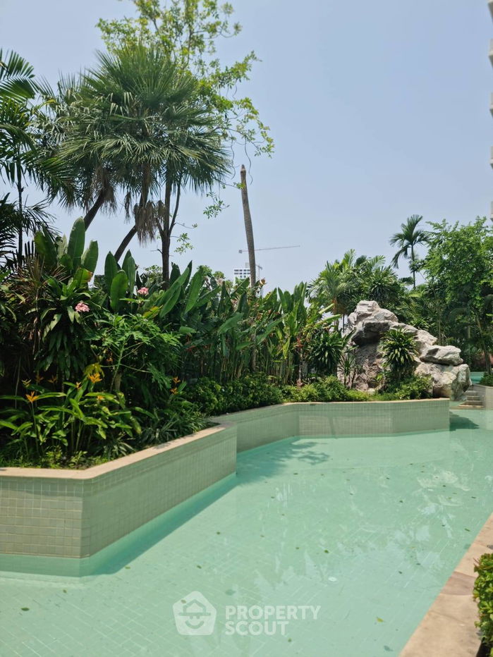 picture 1-BR Condo at Amazon Residence Pattaya Condominiums close to Pattaya (ID 1316468) - 8/14
