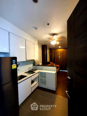 Condos for sale : 1-BR Condo For Sale At C Ekkamai, 12th Floor | Near ARL Ramkhamhaeng (ID 666716)