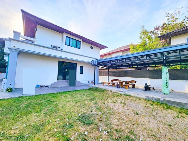 รูป ให้เช่า คฤหาสน์ใหญ่ที่สุดหมู่บ้าน 5นอน ลด 50% นานาชาติ RIS รามคำแหง164 เครื่องใช้ไฟฟ้า 6น้ำ 150ตรว เพอร์เฟคเพลส ตลาดนัดขวัญเรียม - รูปที่ 1/8