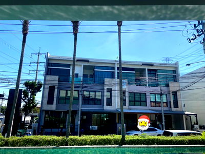 เช่าโฮมออฟฟิศ วิทยาลัยพยาบาลบรมราชชนนีนนทบุรี : 🏢 ให้เช่า Home Office / ที่อยู่อาศัย หมู่บ้านโคราซอน ประชาชื่น 3 ห้องนอน 4 ห้องน้ำ ทำเลดี เหมาะทั้งอยู่อาศัยและทำออฟฟิศ ✨