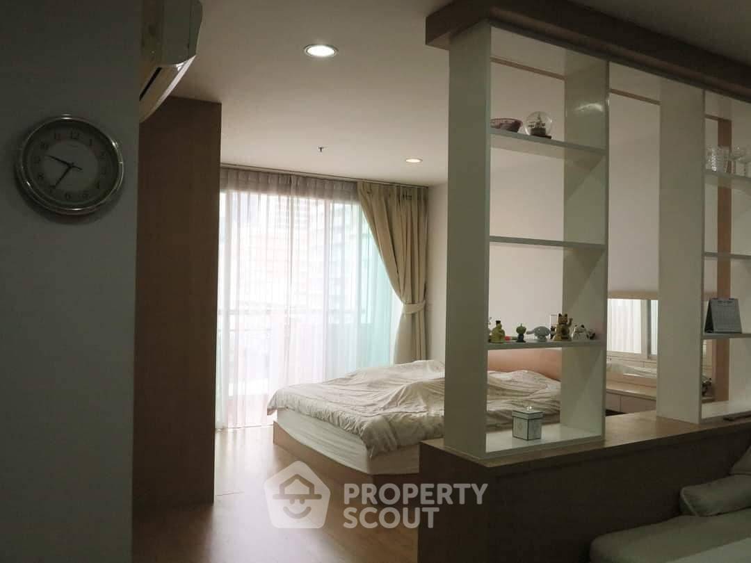 รูป คอนโด 1-ห้องนอน ที่ สีลมแกรนด์เทอเรส คอนโดมิเนียม ใกล้ BTS ศาลาแดง (ID 547017) - รูปที่ 6/11