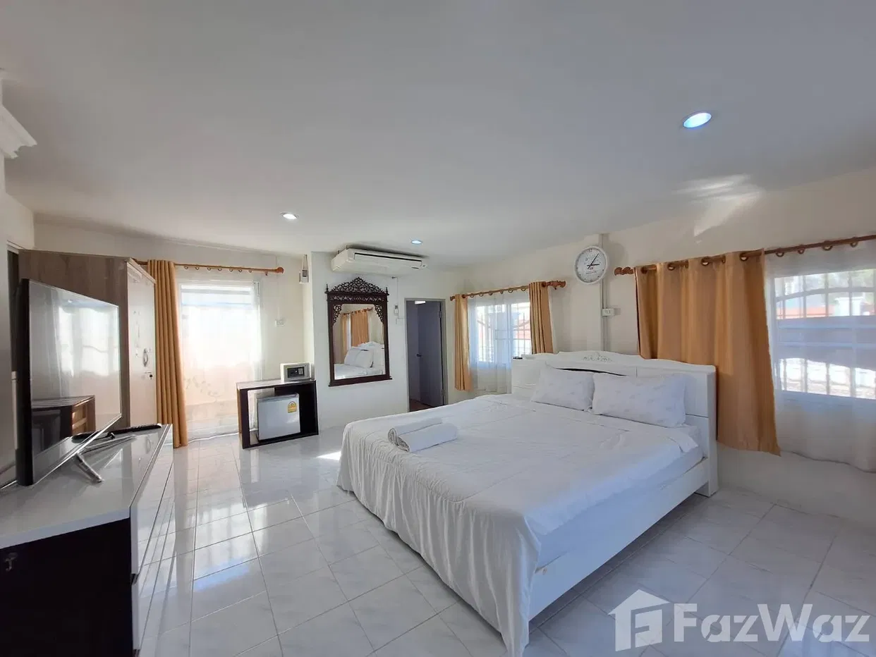 picture 6 Bedroom 6 Bathrooms, plus a large living hall Pool Villa 5795321 - 2/61