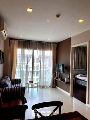 Condos for sale : 2-BR Condo at The Seacraze Condominium Hua Hin close to Khao Takiab beach (ID 1176796)