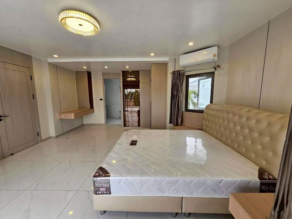 picture New Luxury Villa for Sale – East Pattaya - 16/23