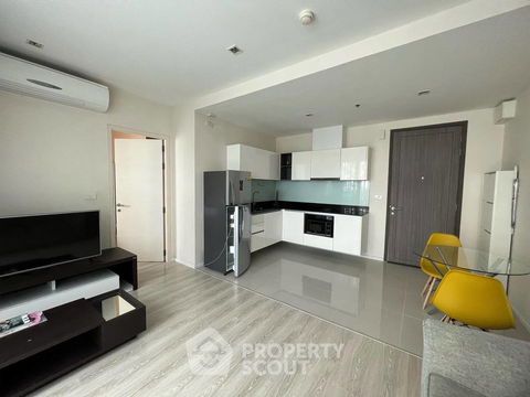 1-BR Condo at Quinn Condo Ratchada 17 near MRT Sutthisan (ID 993755)