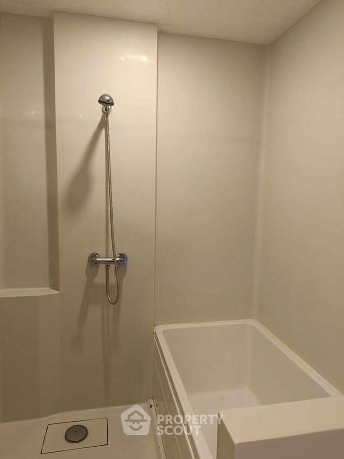 รูป คอนโด 2-ห้องนอน ที่ บลอสซั่ม คอนโด สาทร-เจริญราษฎร์ ใกล้ BTS สุรศักดิ์ (ID 2481721) - รูปที่ 8/19