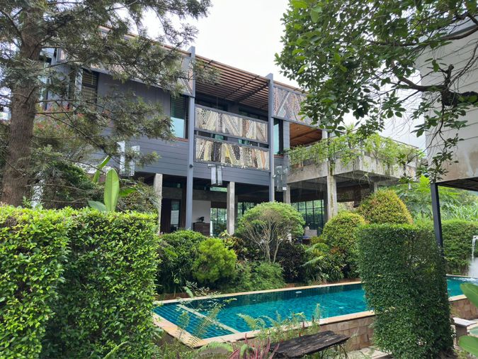 พลูวิลล่าช่างเคี่ยน - เชียงใหม่ 3 อาคาร 7 ห้องนอน 8 ห้องน้ำ 290 ตรว. (ID:131PS)