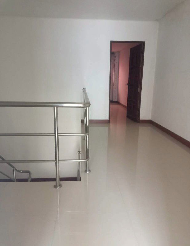 รูป ตึกแถว เนื้อที่ทั้งหมด 74 ตารางเมตร 122/22 โครงการตลาดพลาซ่า(หาดใหญ่ใน) ตำบลหาดใหญ่ อำเภอหาดใหญ่ สงขลา ราคา 5,184,000 บาท - รูปที่ 6/13