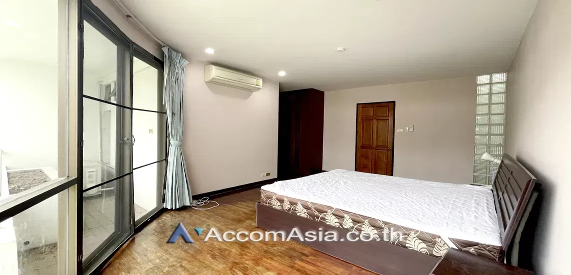 picture 🔼🔽 AccomA 📩  3 BR Townhouse @Modern style (13000997) - 14/20