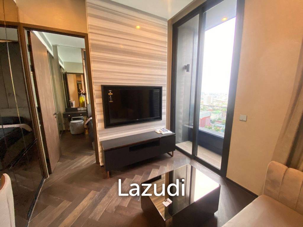 picture 38 sqm high floor 1 bedroom condo at The ESSE Sukhumvit 36 Phra Khanong - 2/10