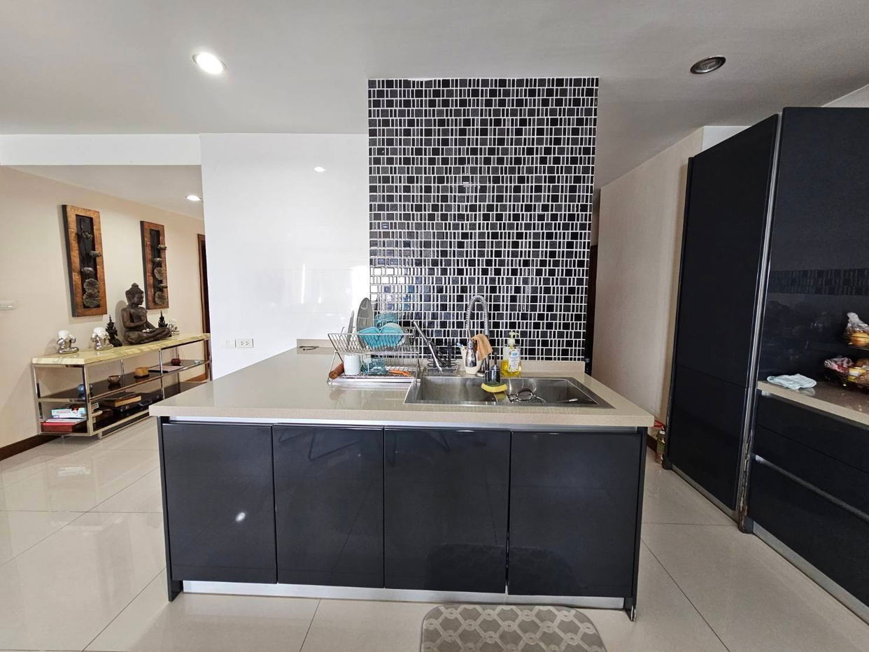 รูป Baan Haad Uthong Condo 3 Bedroom for Rent at Pratumnak - รูปที่ 6/20