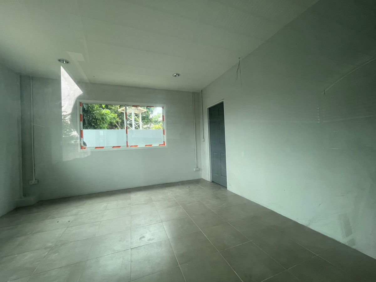 รูป  ให้เช่า โกดัง  ซอยเทศบาลบางเดื่อ1  เมืองปทุมธานี Tel.0999983897 - รูปที่ 8/16