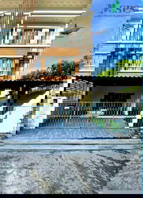 ทาวน์โฮมให้เช่า : ทาวน์โฮม วิลเลต ซิตี้ พัฒนาการ 38  เลี้ยงสัตว์ได้ (SPSEVE1536)