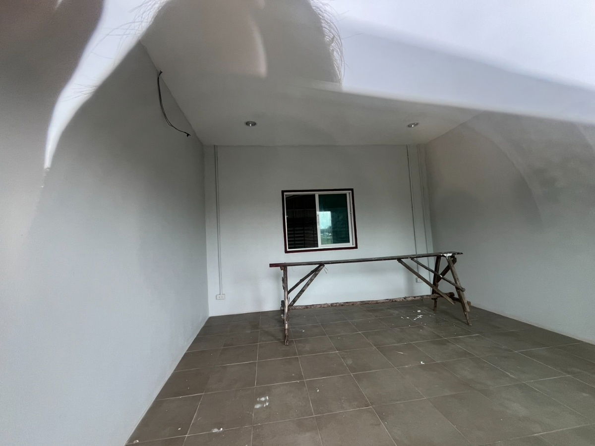 รูป  ให้เช่า โกดัง  ซอยเทศบาลบางเดื่อ1  เมืองปทุมธานี Tel.0999983897 - รูปที่ 10/16