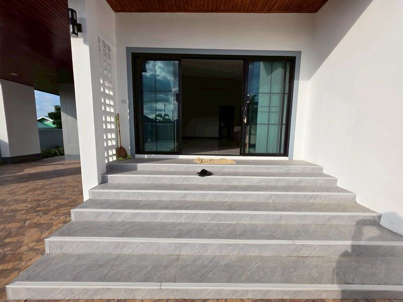 picture Pool Villa for Sale 3 Bedrooms in Bang Saray - 5/18