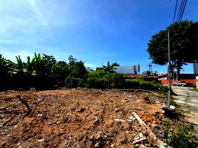 ที่ดิน ชลบุรี : ขายที่ดินพัทยา ใกล้ทะเล ราคาถูกมาก พื้นสวยสี่เหลี่ยม