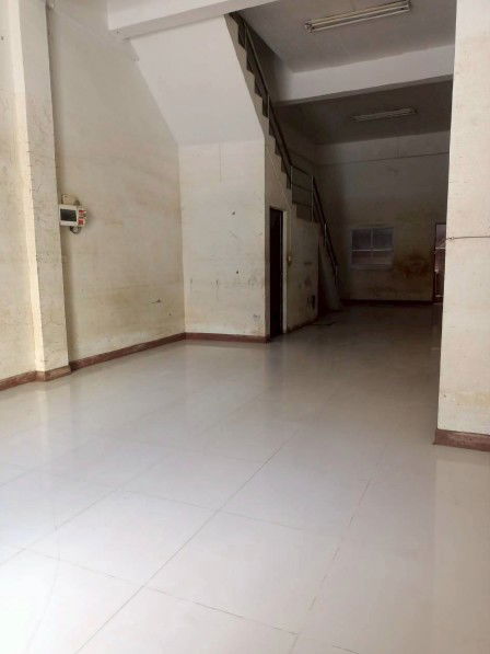 รูป ตึกแถว เนื้อที่ทั้งหมด 74 ตารางเมตร 122/22 โครงการตลาดพลาซ่า(หาดใหญ่ใน) ตำบลหาดใหญ่ อำเภอหาดใหญ่ สงขลา ราคา 5,184,000 บาท - รูปที่ 2/13