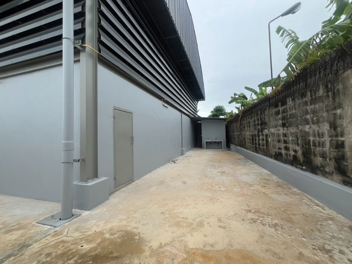 รูป  ให้เช่า โกดัง  ซอยเทศบาลบางเดื่อ1  เมืองปทุมธานี Tel.0999983897 - รูปที่ 11/16