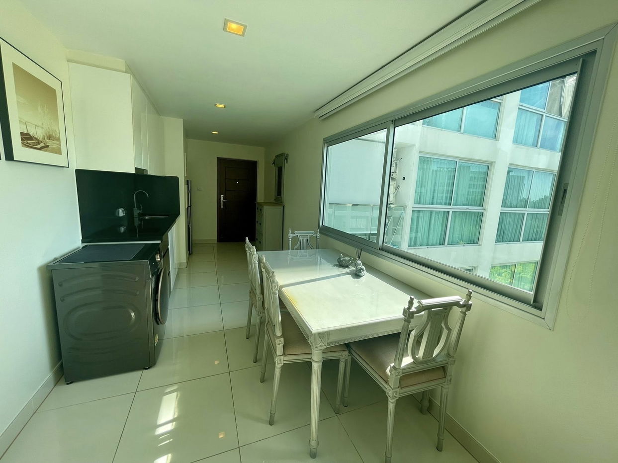 picture Spacious 2-Bed Condominium for Rent – Park Royal 3, Pratumnak - 4/14