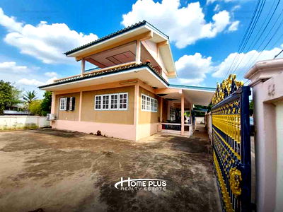 บ้านเดี่ยว ศาลหลักเมืองจังหวัดนนทบุรี : บ้านเดี่ยว 2 ชั้น หมู่บ้านช.รุ่งเรือง 3 ซอยติวานนท์ 22