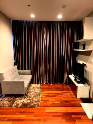 คอนโดให้เช่า : 💖💖 ให้เช่า!! คอนโด วิช ซิกเนเจอร์ มิดทาวน์ สยาม 1Bed 35 ตร.ม. ชั้น 14 แต่งครบ มีลิฟท์ในห้อง สนใจ LINE: @atfirm💖💖