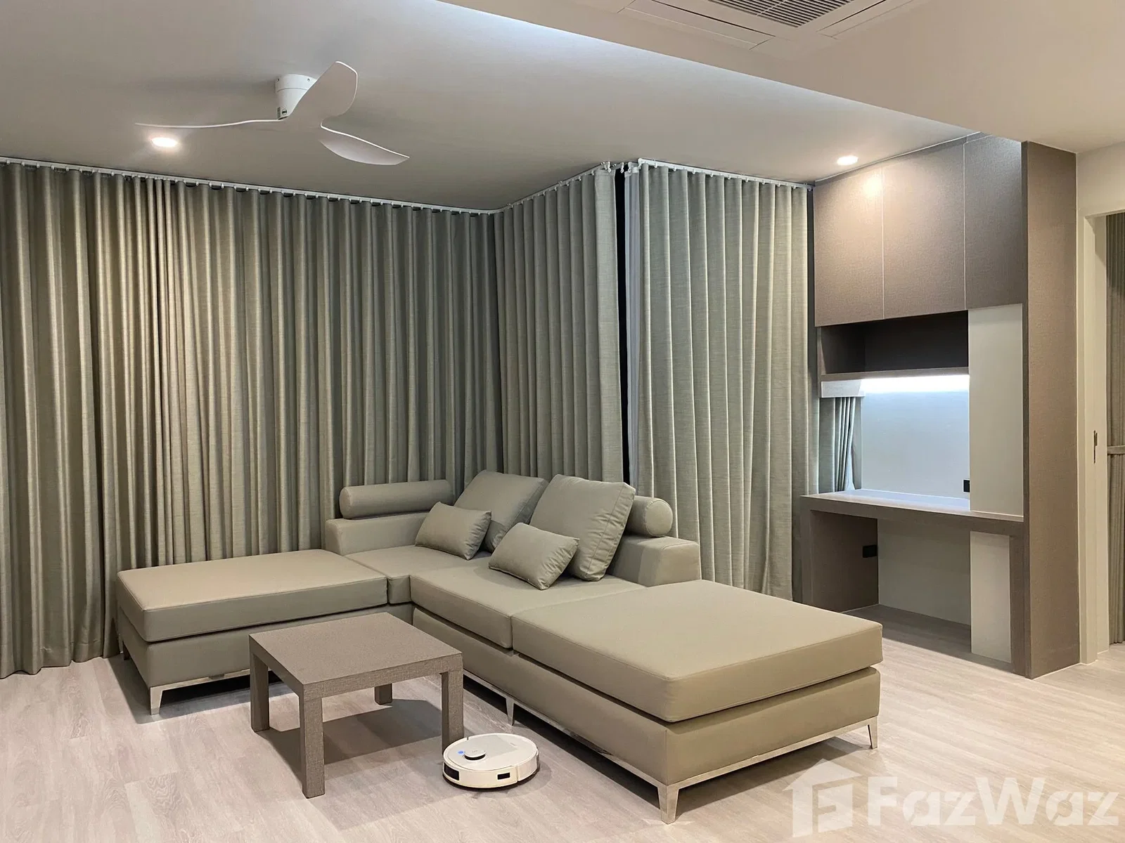 Fully Renovated 1 Bedroom Golf View Condo 5933910 - image 3