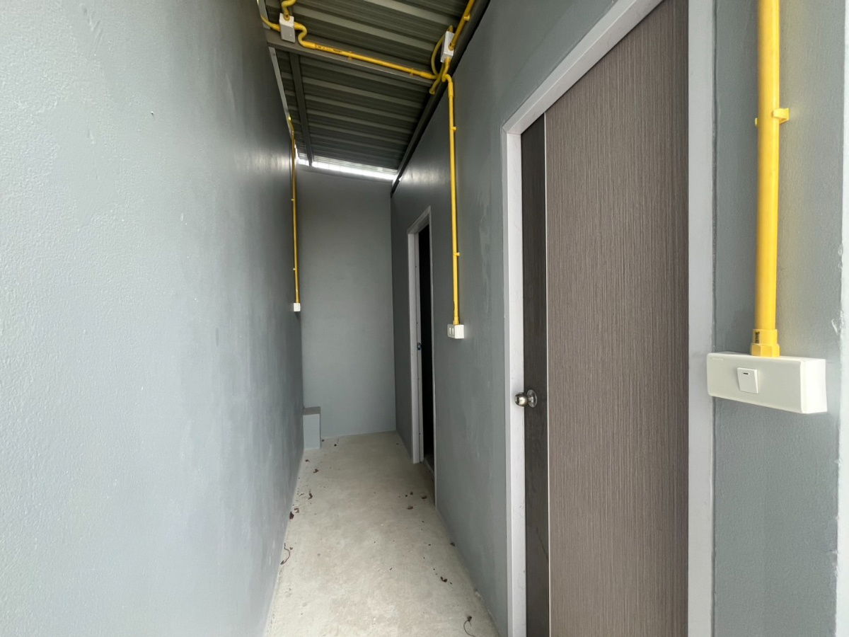 รูป  ให้เช่า โกดัง  ซอยเทศบาลบางเดื่อ1  เมืองปทุมธานี Tel.0999983897 - รูปที่ 13/16