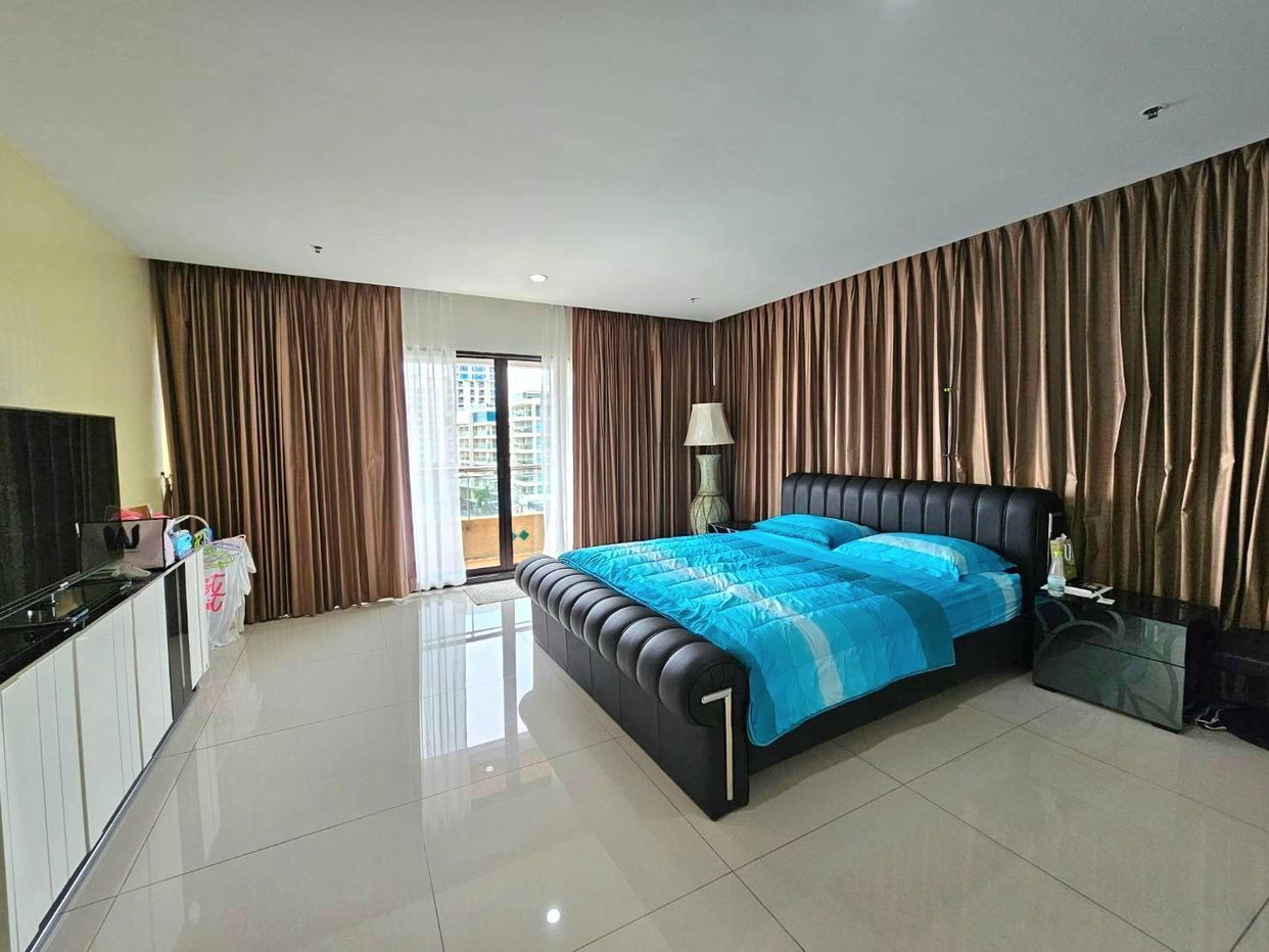 รูป Baan Haad Uthong Condo 3 Bedroom for Sale at Pratumnak - รูปที่ 13/20