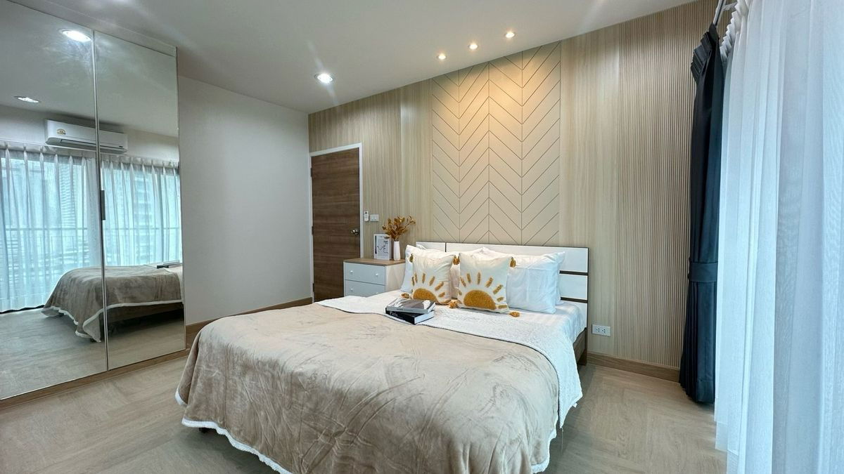 รูป Renova Residence 80 sq.m.  Eng 中 日 Please add LINE ID @806qphgn o8415o5483 - รูปที่ 2/9