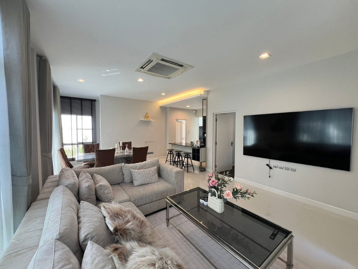picture House for rent in phuket luxury house - 1/24