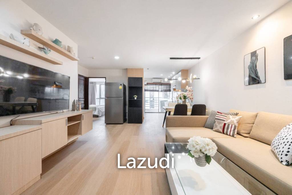 picture Modern 68 sqm 2 Bedroom Condo at The Waterford Diamond Khlong Toei - 6/26