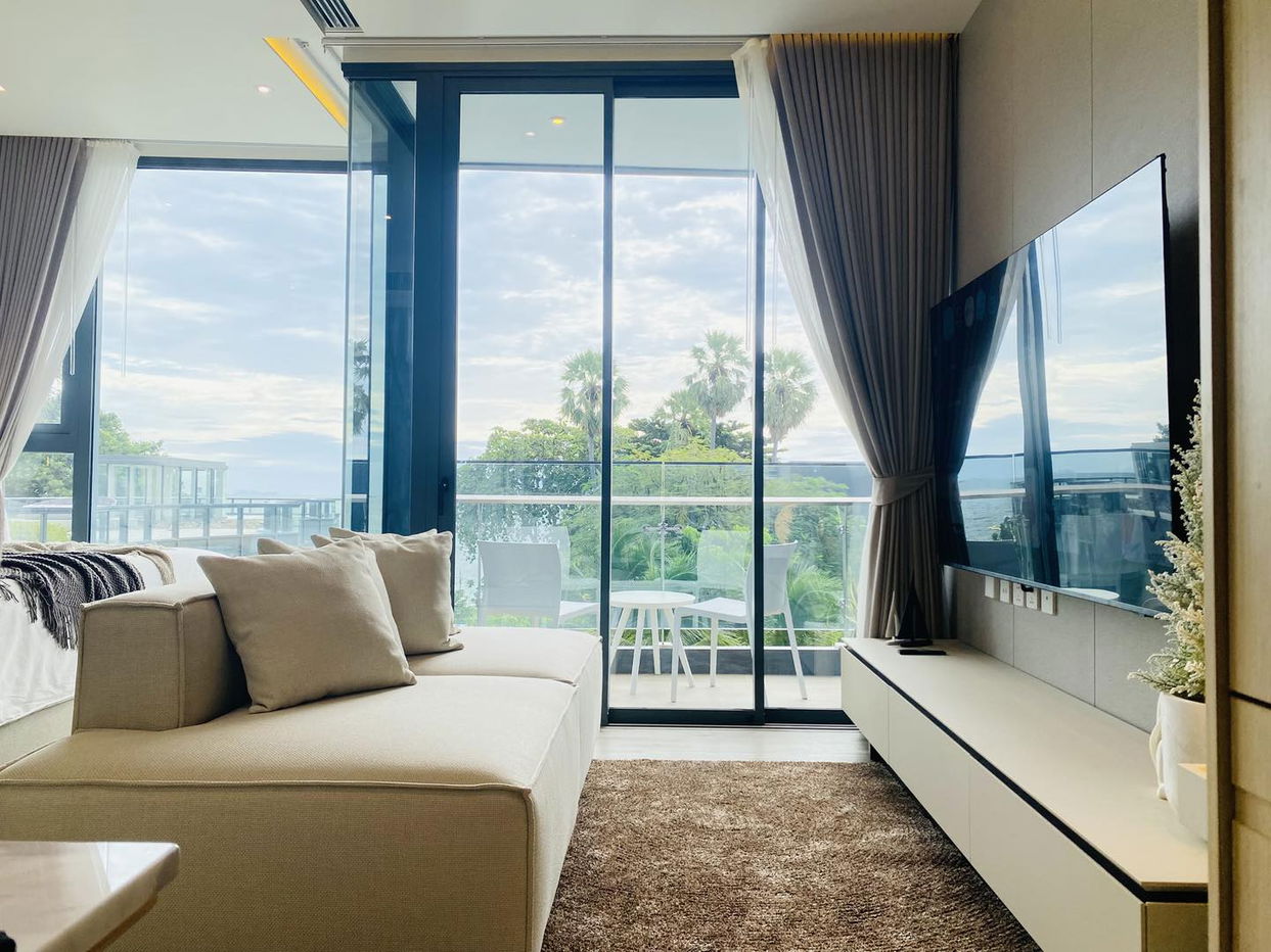 picture Arom Wongamat Condominium for Rent in Pattaya - 10/16