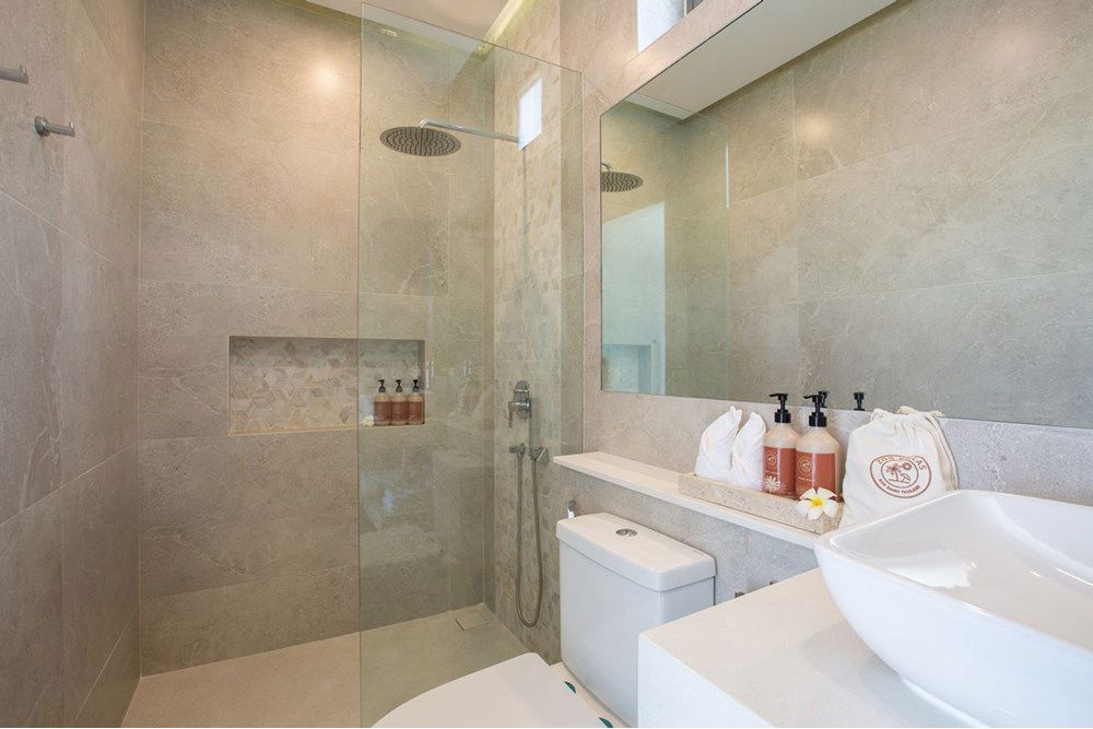 รูป [920121057-171] STUNNING 3-BEDROOM SEAVIEW VILLA FOR RENT - รูปที่ 14/42