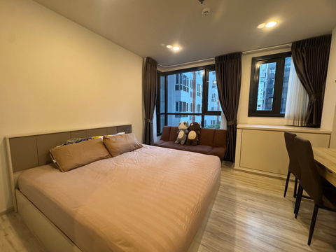 📍XT HUAIKHWANG✨ Fully Furnished (1Bed 1Bath) Area 30 SQM. Fl.8 Building A✨Rent 17,000/month ✅ 𝐋𝐢𝐧𝐞 : @𝐬𝐚𝐧𝐡𝐚𝐩𝐫𝐨𝐩𝐞𝐫𝐭𝐲📲095-6922871